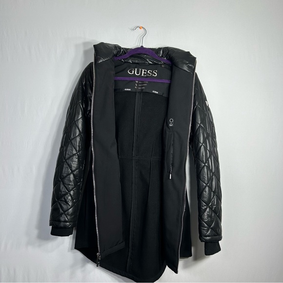 Guess Black Water Resistant Faux Fur Hood Quilted Puffer Moto Fitted Coat Size S - Picture 3 of 16